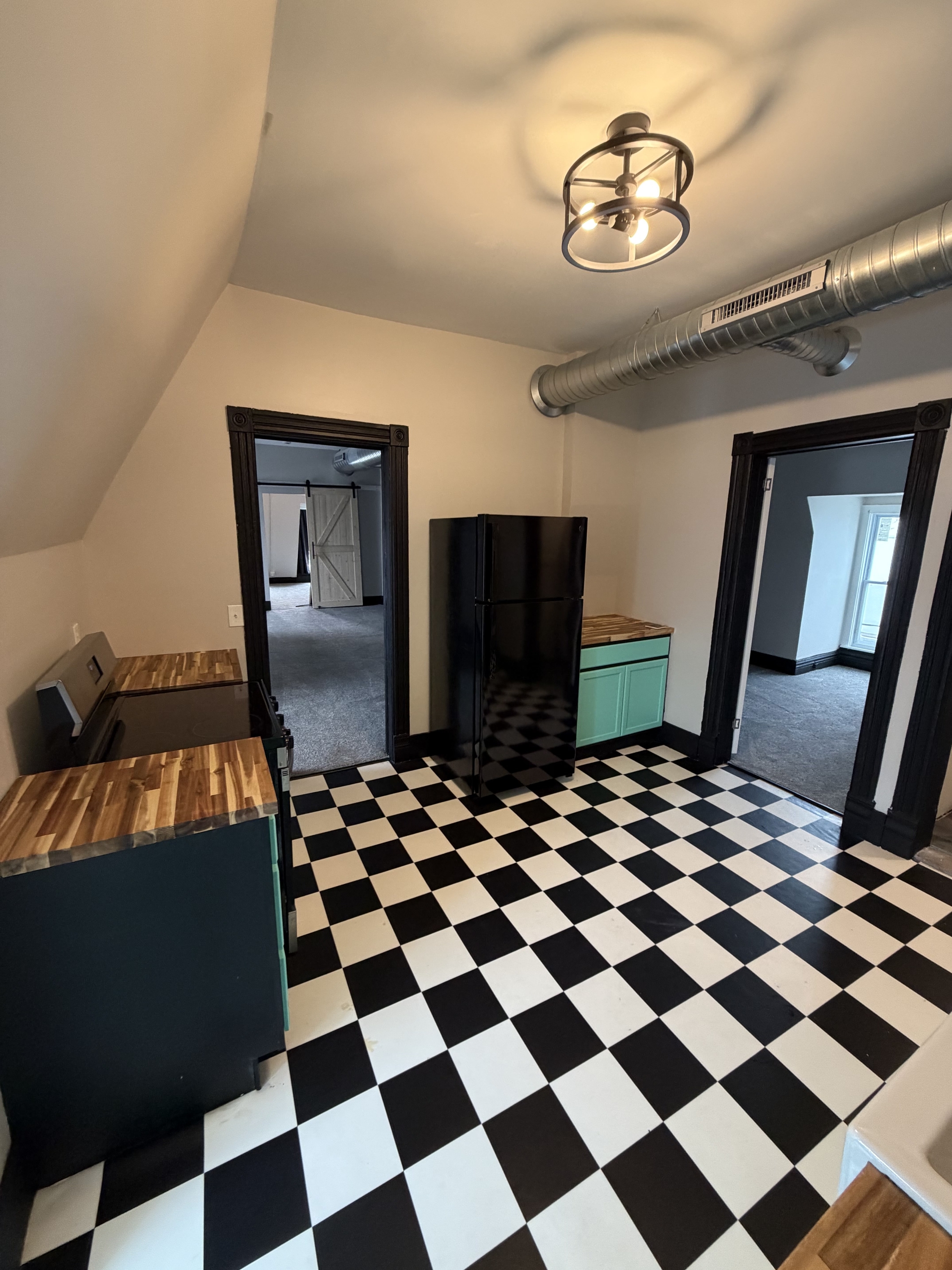 492 Rhode Island Street - 1